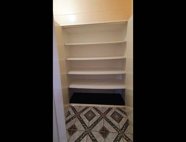 2 bed property to rent in KRUGERSDORP
